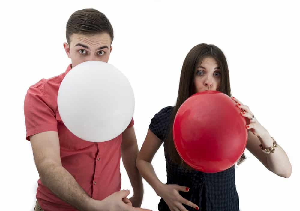 夫婦吹氣球懷孕公告